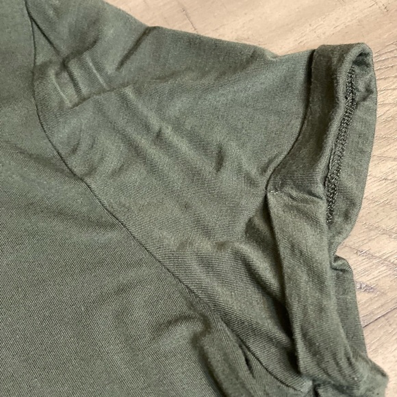 V-Neck Top - Picture 4 of 4